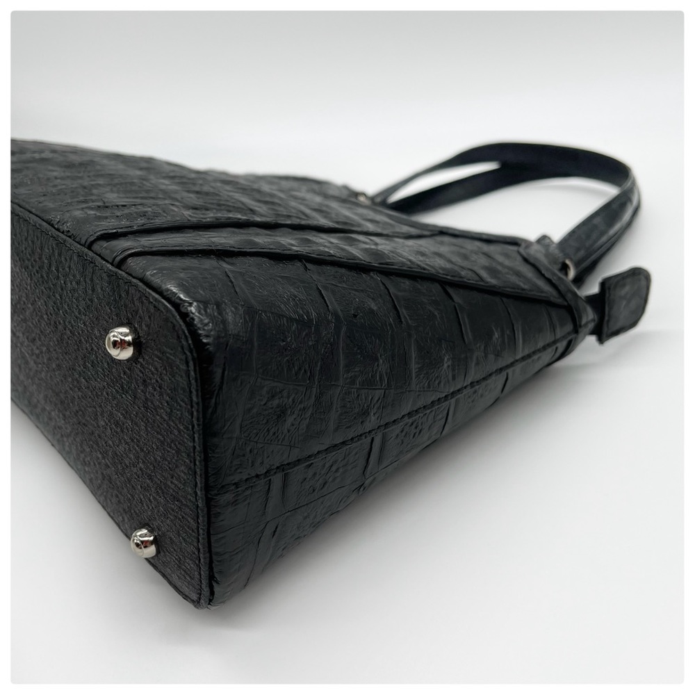 Mini Crocodile Handbag - Picture 7 of 11